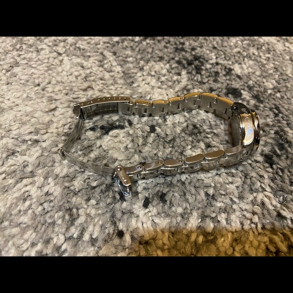 *SOLD* Women’s Invicta 17569 Pro Diver Quartz Watch - Picture 5 of 13